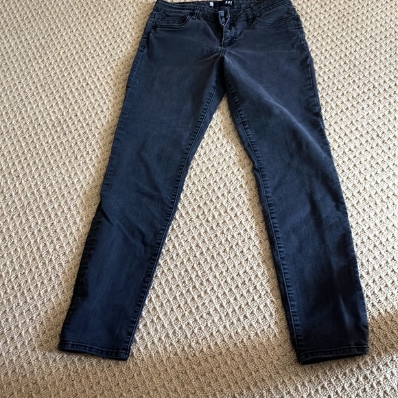 Kut from the Kloth jeans - Picture 3 of 6